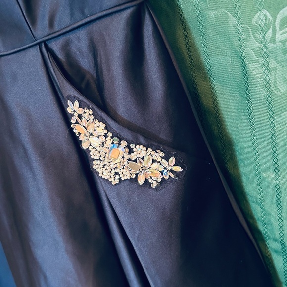 Navy Blue Cocktail Party Dress Size 5 Rhinestone Bling Pockets V Neck & Back - Picture 3 of 7